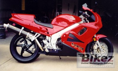 1997 Honda VFR 750 F photo